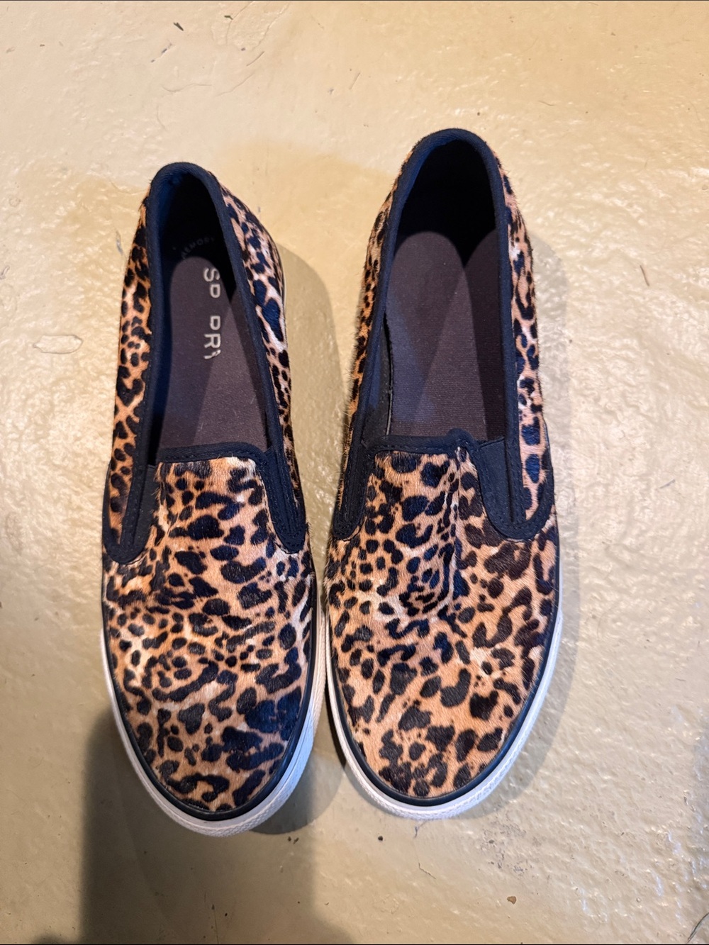 sperry Leopard Print Slip-On Womens size 7.5